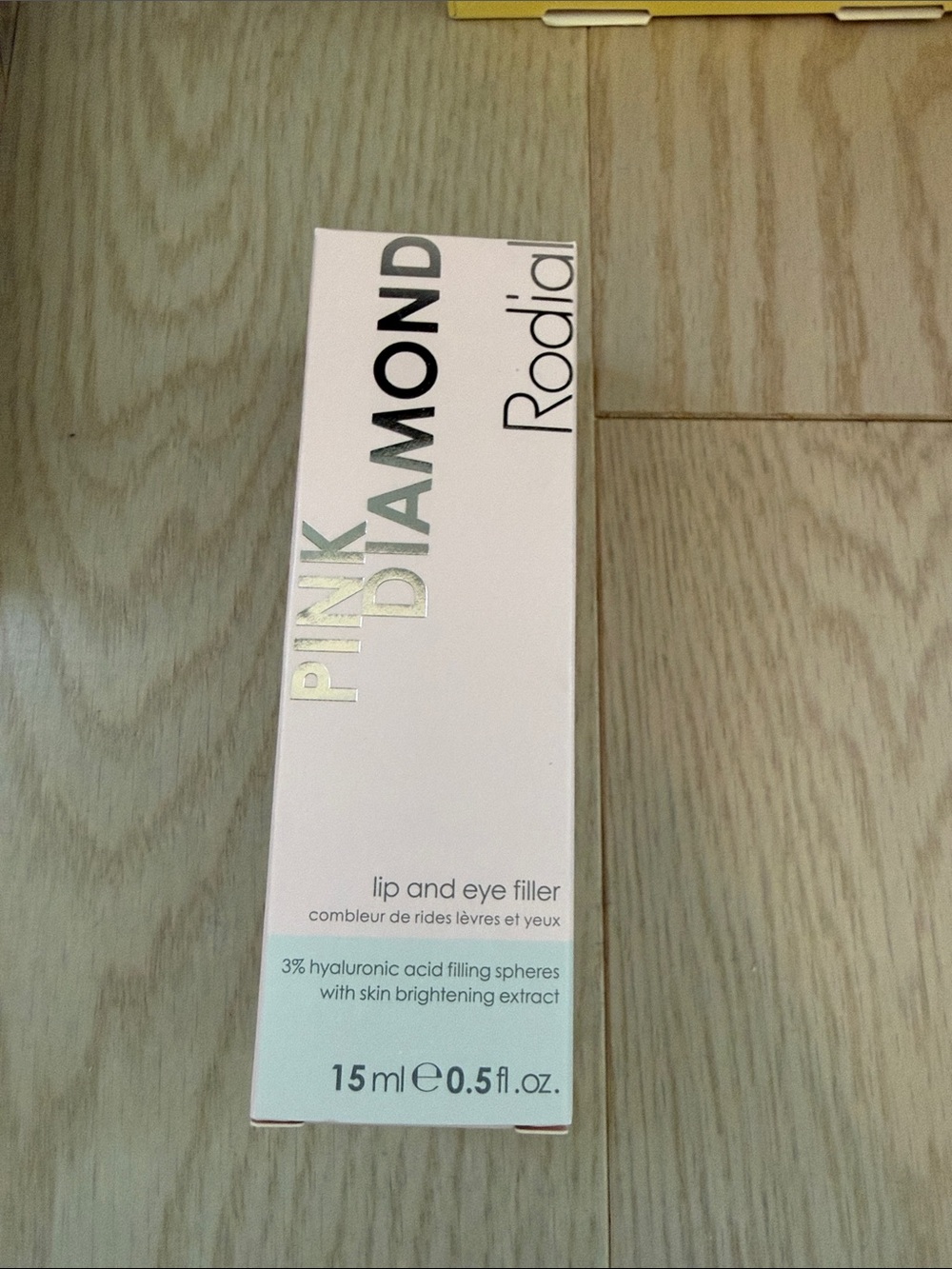 Rodial Pink Diamond Lip & Eye Filler in Pale Pink and Mint